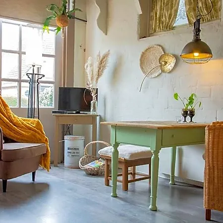 Bed & Breakfast Smederij Texel 4*